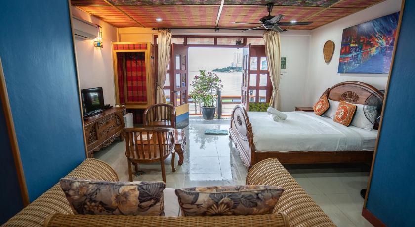 Image of Superior Room 0