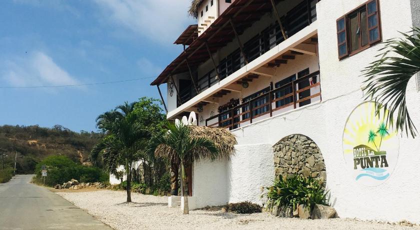 Hotel La Punta — Hotel in Montanita