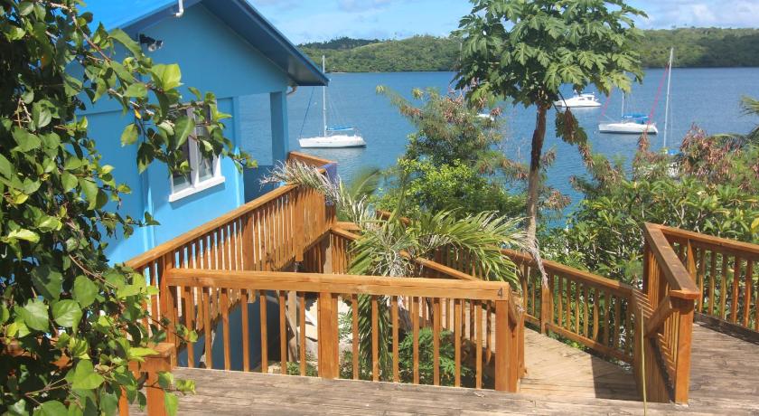 Boathouse Apartments