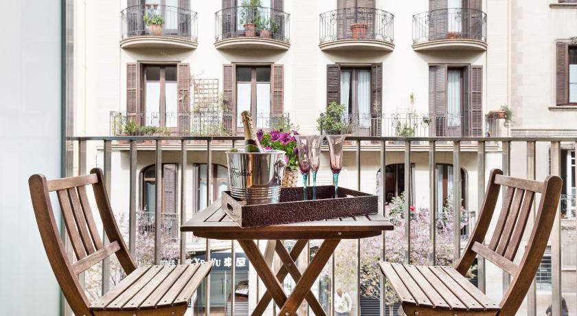 My Space Barcelona Executive Apartments Center photo