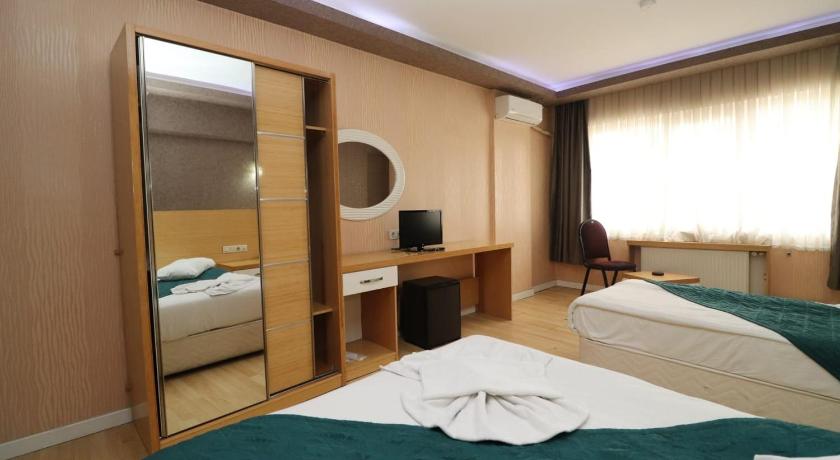 Peracity Hotel photo