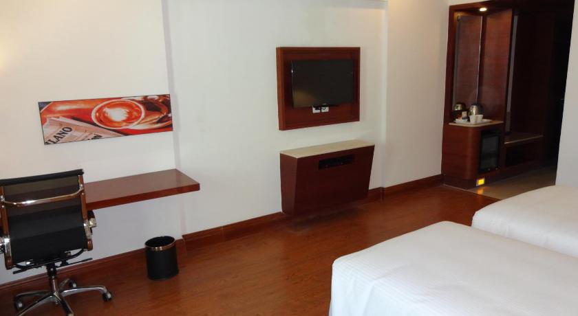 Abu Sarovar Portico Hotel - Chennai