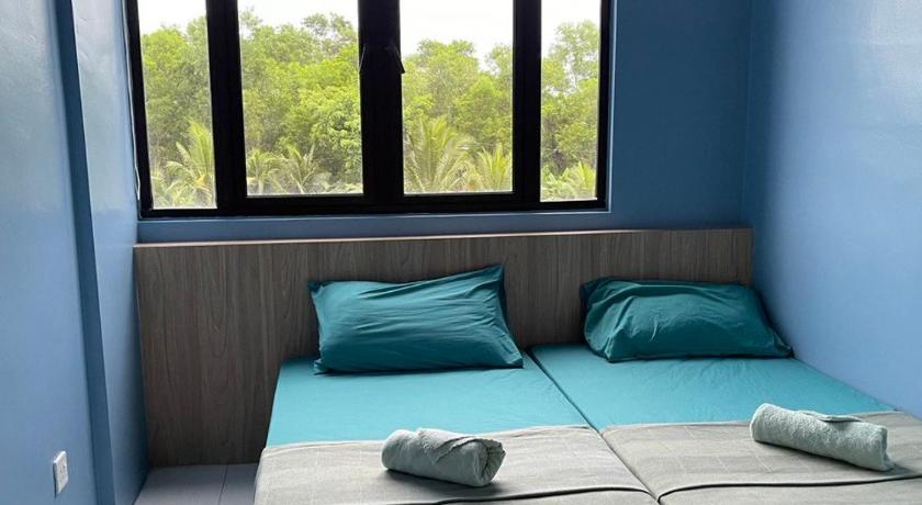 SUITE HANNAN AT IMPERIO PROFESSIONAL SUITE - image 19