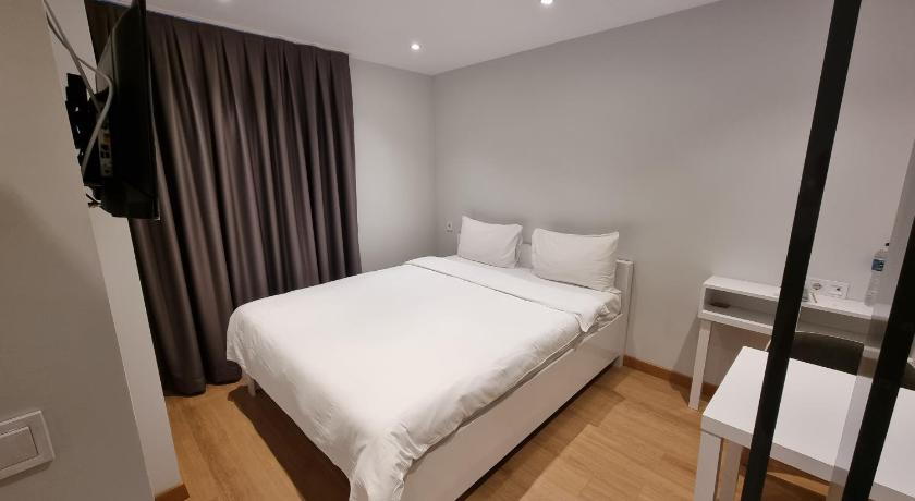 10m2 Hotel photo