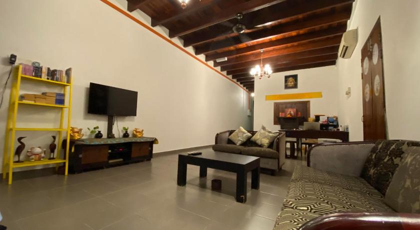 Jawa Townstay photo