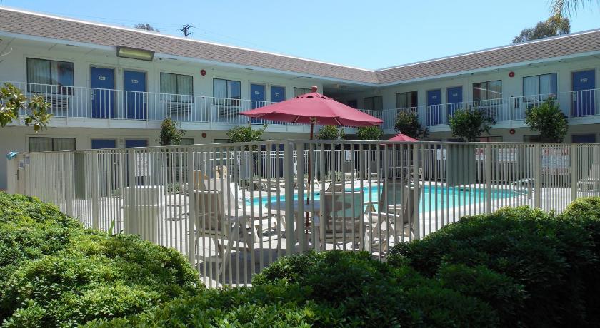 Motel 6-Temecula, CA - Historic Old Town