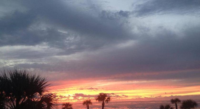 Sabal Palms Inn photo