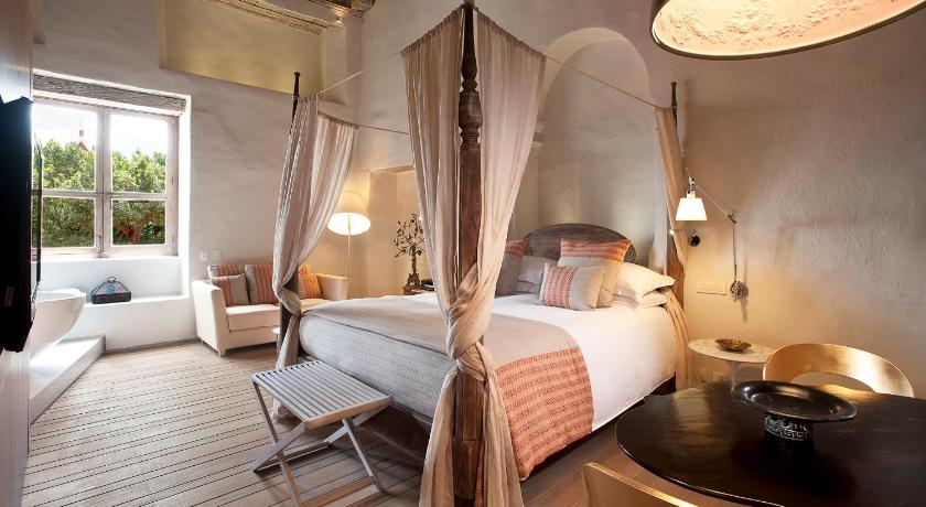 รูปของห้องโคโลเนียลสวีท (Colonial Suite) 1