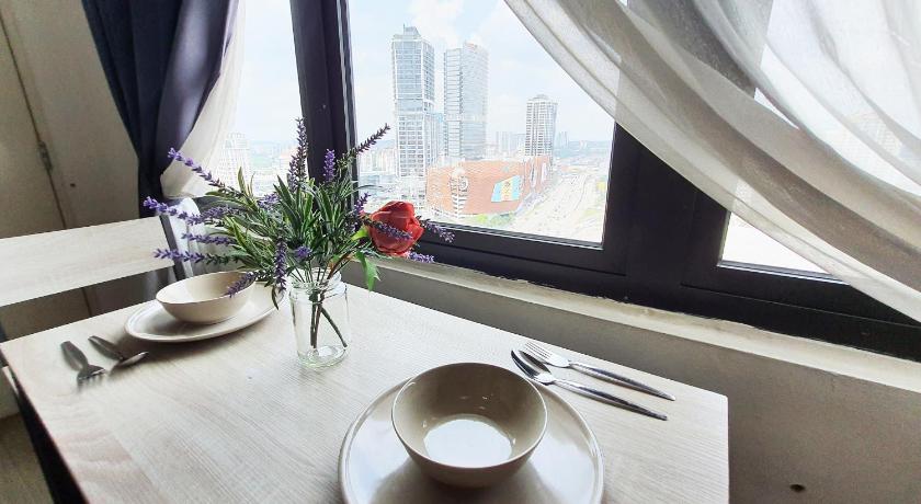 PJ The Grand by SkyLimit Suites - main image