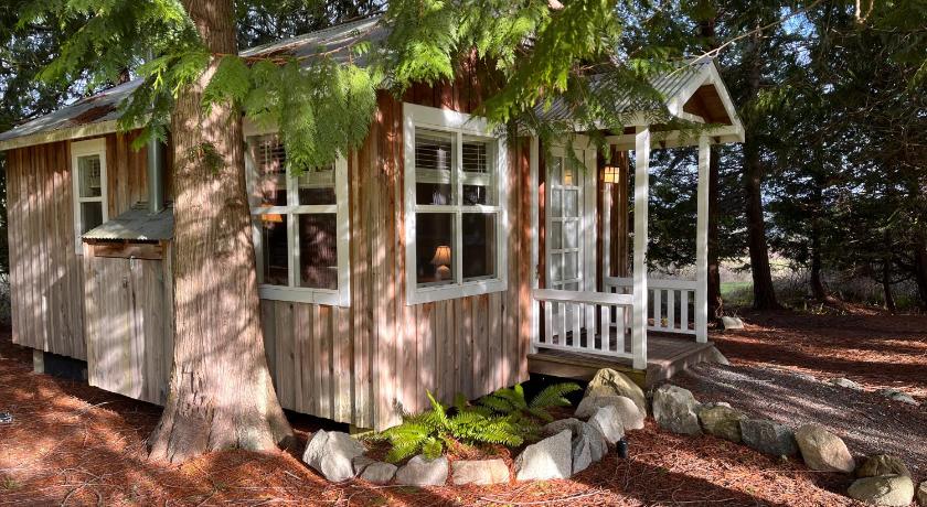 Lopez Farm Cottages & Tent Camping photo