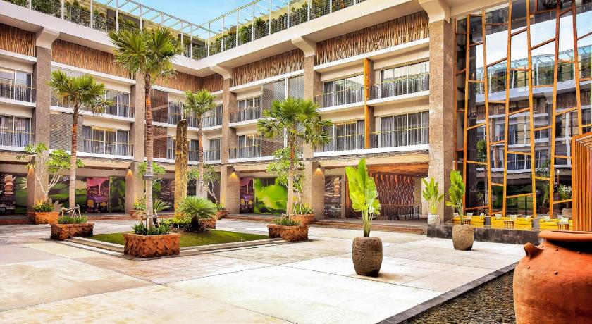 巴厘 TS Suites Seminyak 5星级 酒店 餐厅