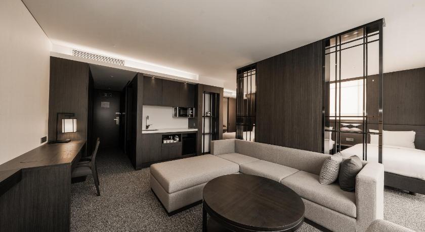 Image of Quad Suite 4