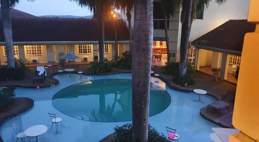 @ SILVER PALMS LODGE photo