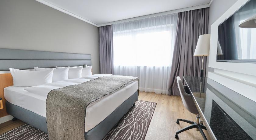 베를린 홀리데이 인 베를린 에어포트 - 컨퍼런스 센터 바이 IHG (Holiday Inn Berlin Airport - Conference Centre By IHG) 4성급 호텔 전망