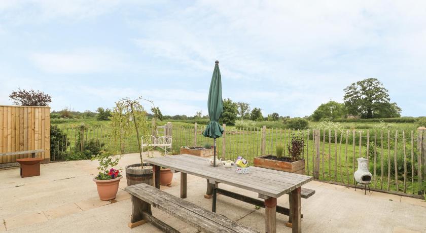 Blandford Forum Little Willow 3-Star Single Room room