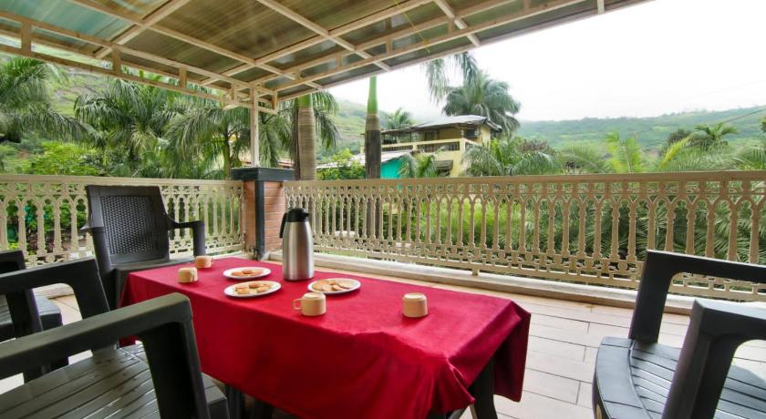 Luxe by Tranq-Villas, 5bhk Garden & Pool at Lonavala photo