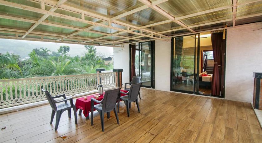 Luxe by Tranq-Villas, 5bhk Garden & Pool at Lonavala photo