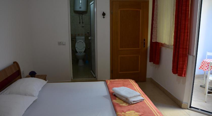 Zeko Apartments photo