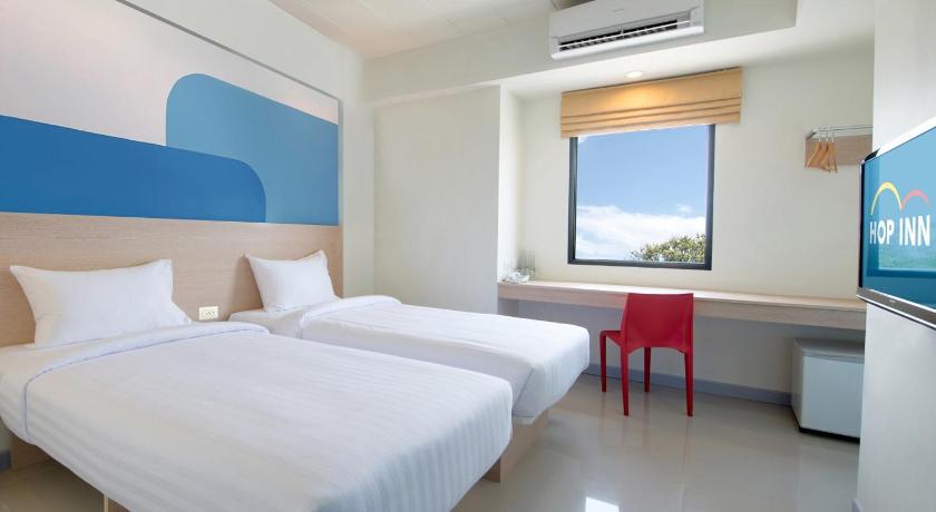 Image of Standard Twin Room 0
