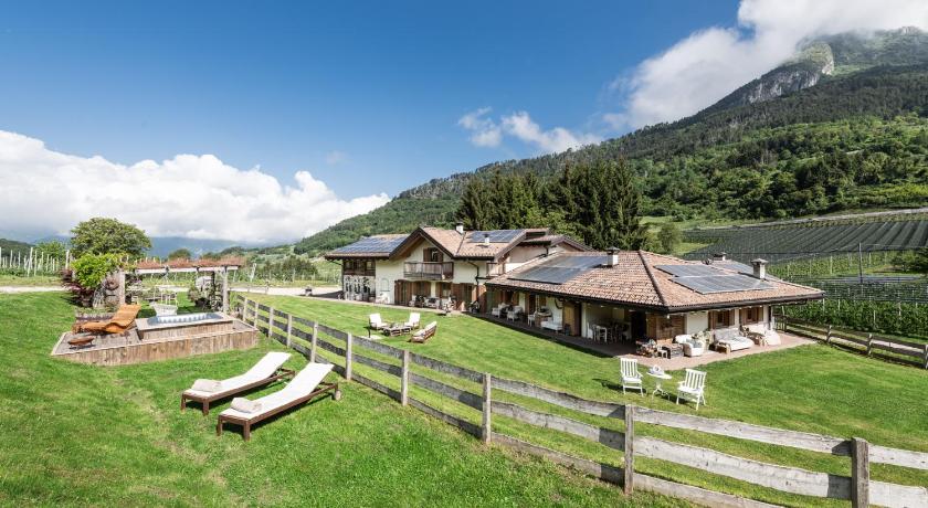Berry House — Hotel in Vigolo Vattaro