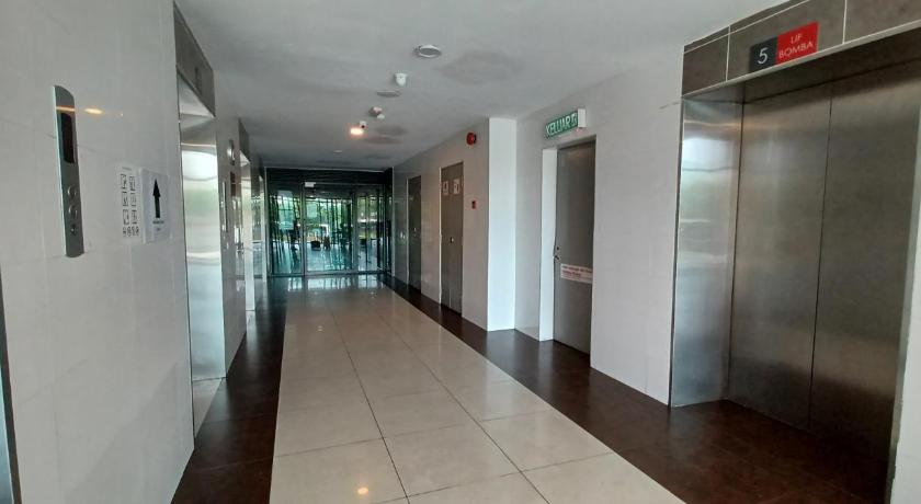 HOMESTAY ARC @ AUSTIN HILLS JB photo