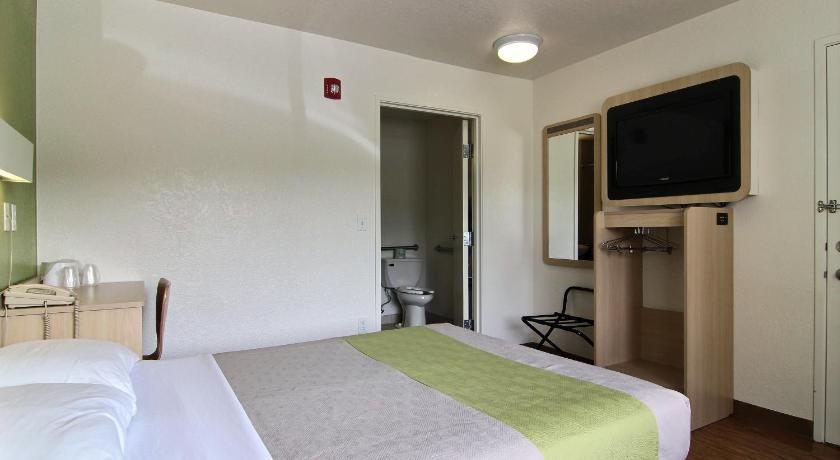 Motel 6-Albuquerque, NM - Midtown