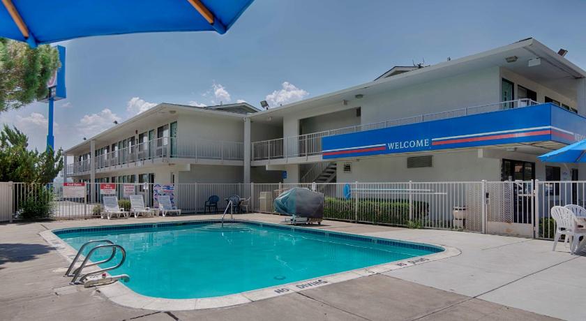 Motel 6-Reno, NV - West