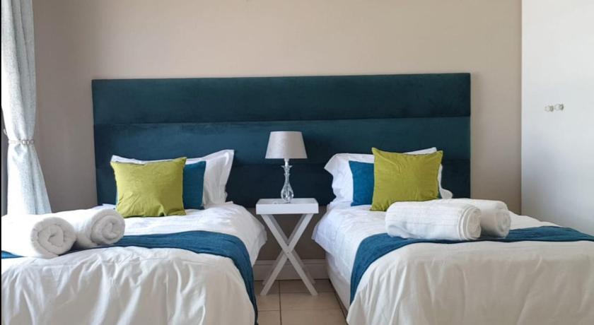 Cascades Self-Catering Apartments photo