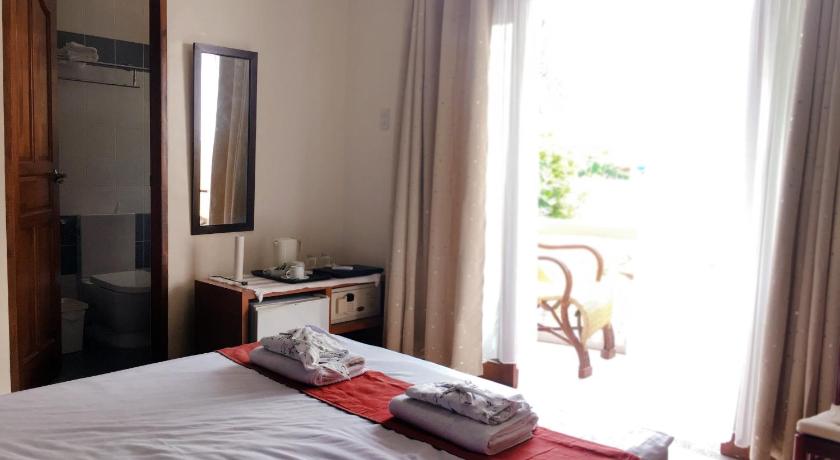 Image of Deluxe Room Second Floor 3