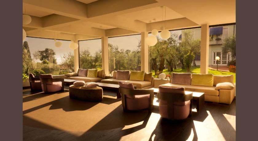 Hotel Desiree - Garda Lake Collection — Hotel in Sirmione