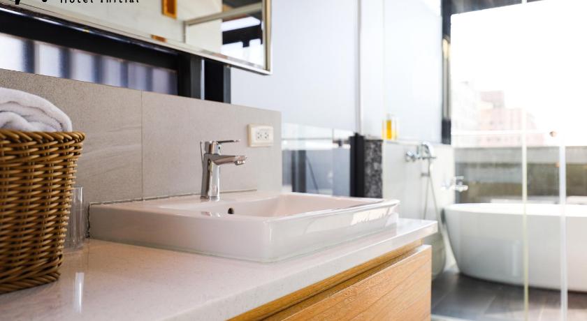 Image of Top View Room with Bathtub 6