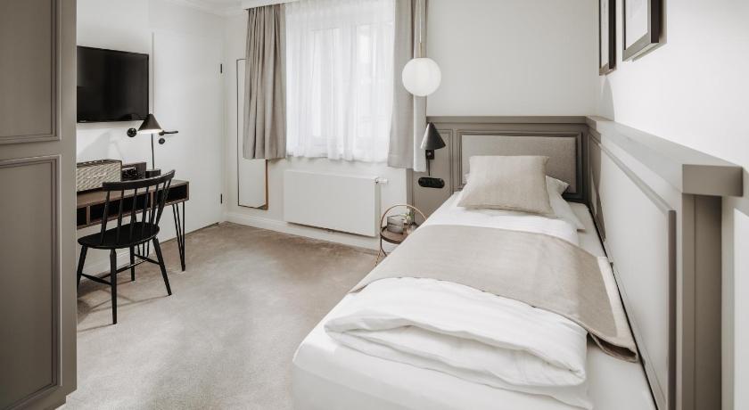 Image of Single Room 0