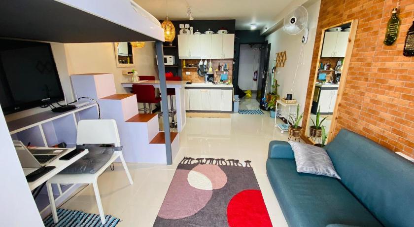 Spacious Condo w/ pool, FREE HIGHSPEED wifi and near Mactan Airport — Hotel in Cebu