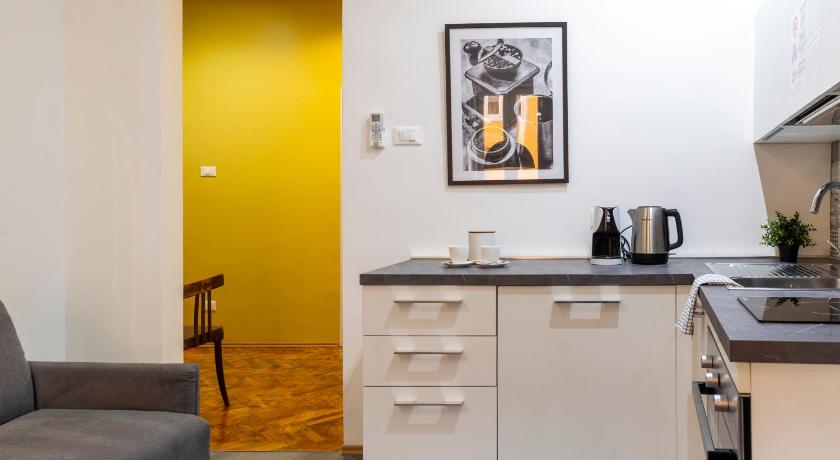 Tram apartment for 4 guests - image 8