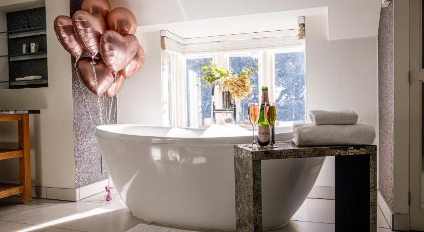 Image of Master Suite 5