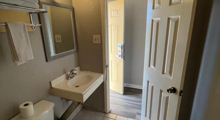 Best Inn Motel Seaworld & Lackland AFB photo