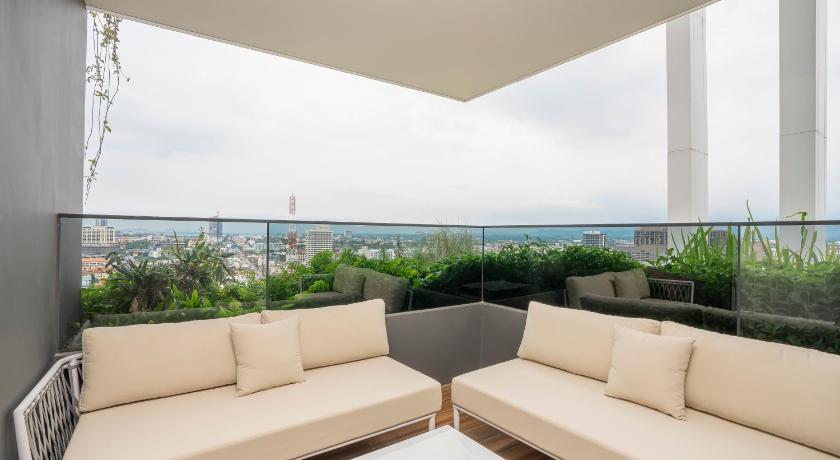 Image of Honeymoon Suite with Ocean View 1