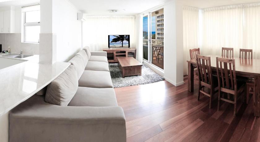 View Pacific Apartments photo