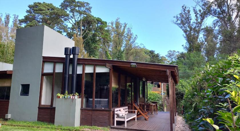 Image of Two-Bedroom House 10