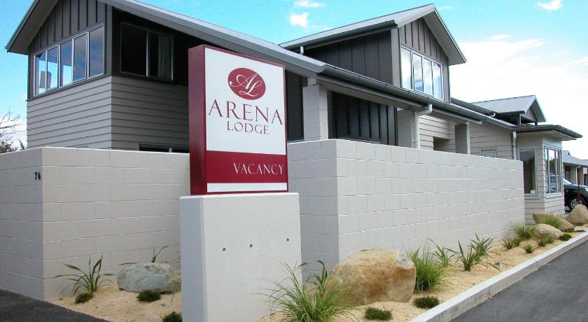 Arena Lodge photo