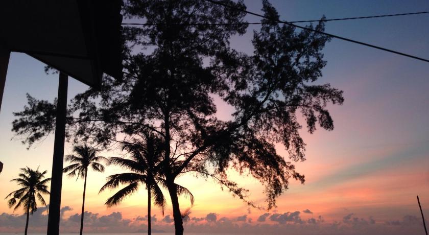 ドゥンゴン Semarak Beach Inn Dungun 1つ星 ホテル ロビー