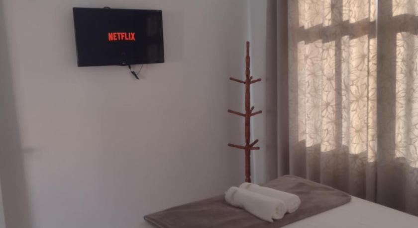 Image of Deluxe Studio 1