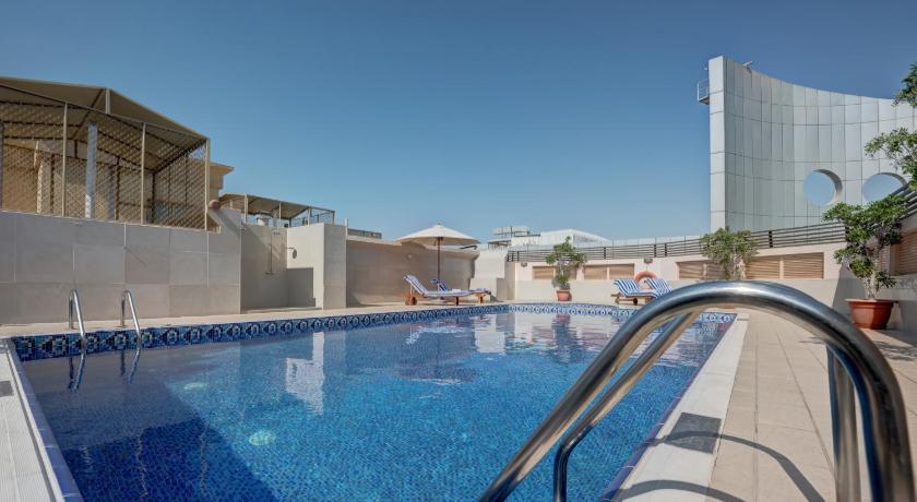 Radiance Premium Suites - image 14