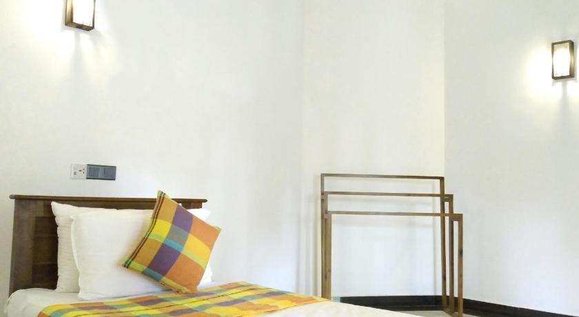 Villa Free Way photo