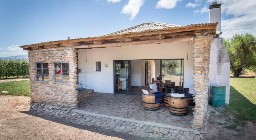 Lank-gewag Farm Cottage with private hottub photo