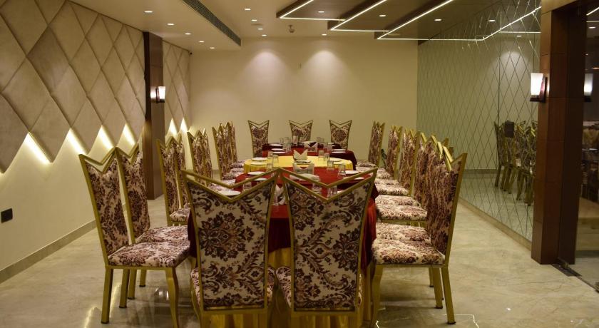 HOTEL TAJ PEARL – Agra, NC