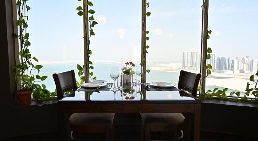 Harbour Suites Hotel - image 6