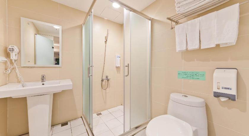 Hotel 6 - Ximen photo