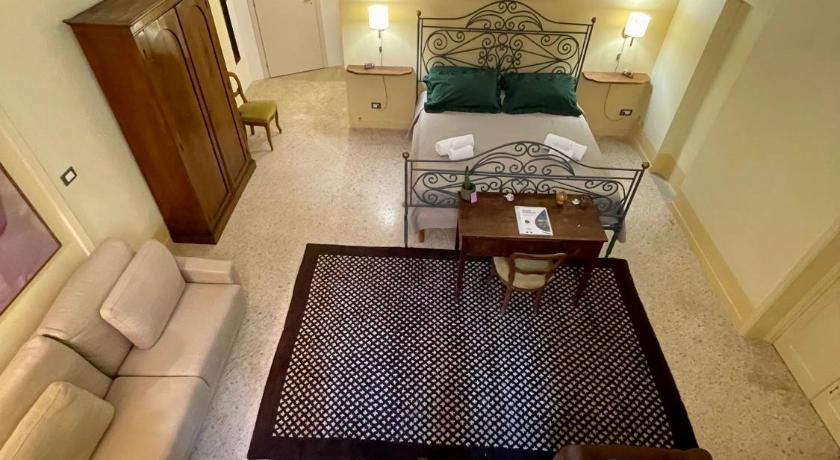 4 Balconi rooms- Dimora Arditi B&B