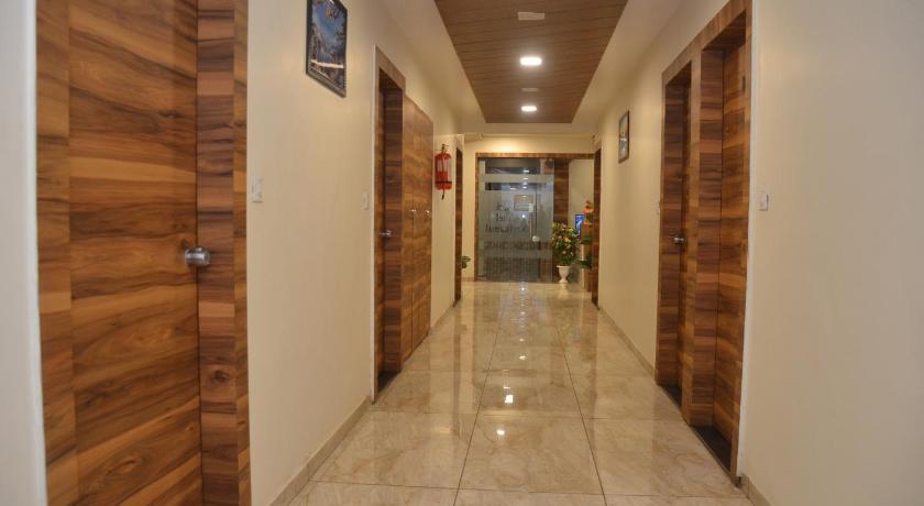 Hotel Neelkamal photo